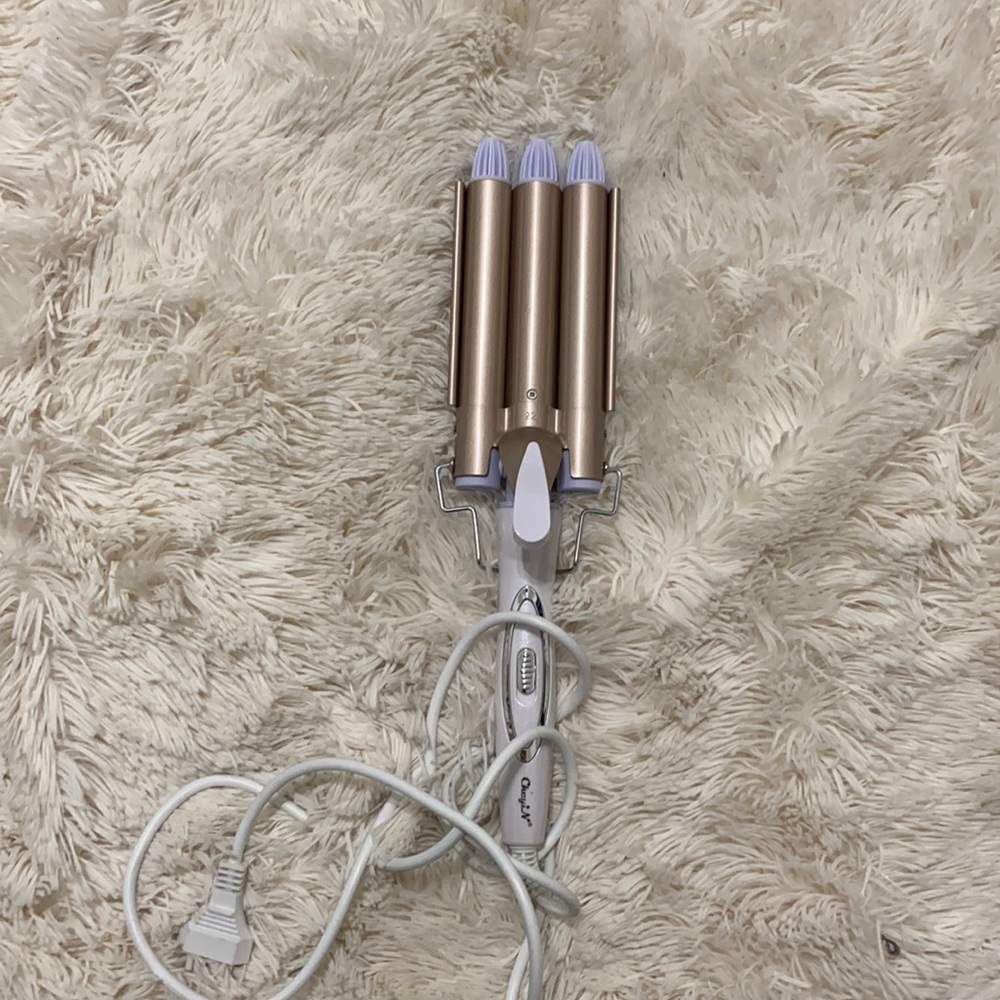 BEACH WAVES HAIR STYLER